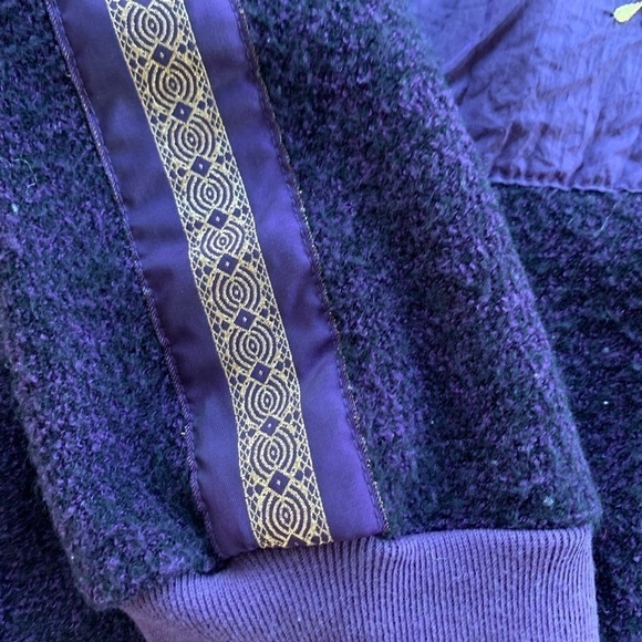 Vtg Purple and metallic gold oversized Rafael sweatshirt with pockets - Picture 3 of 10